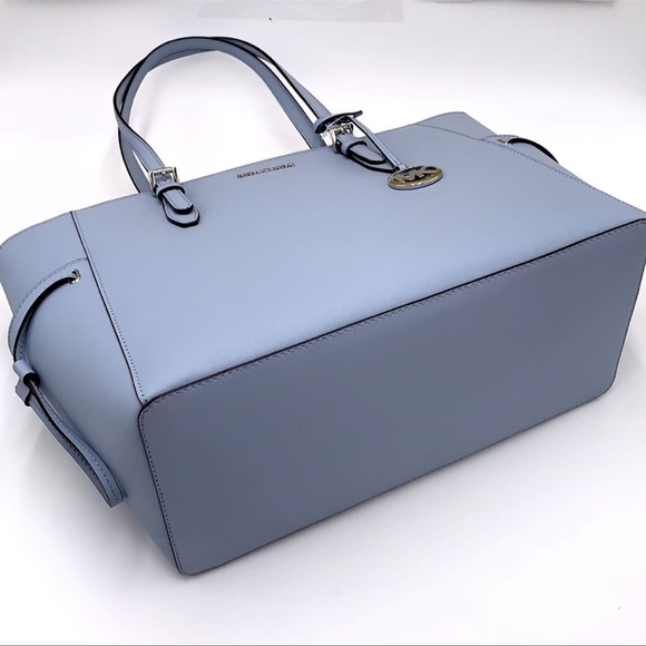 Michael Kors Gilly Large Drawstring Travel Tote NWT - Picture 11 of 16